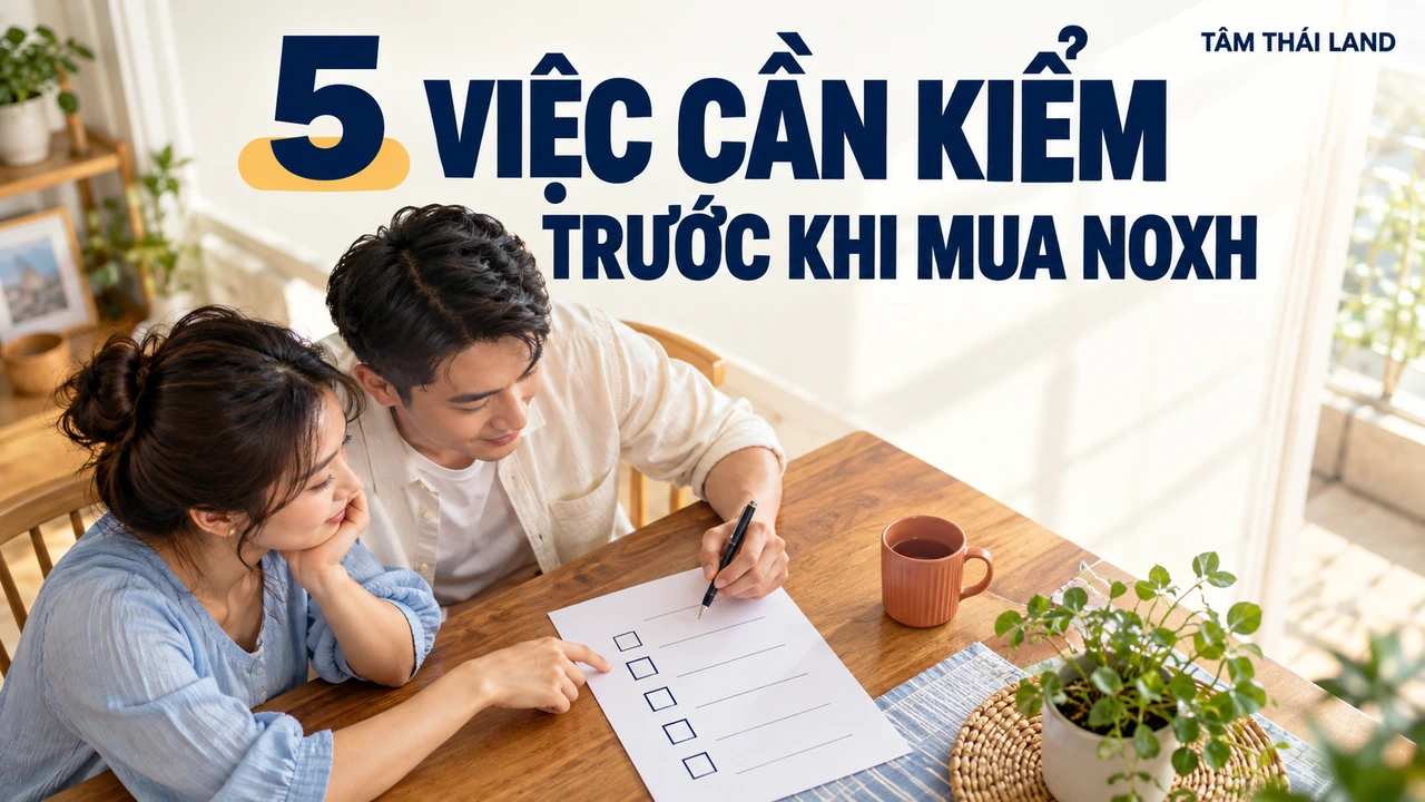 Minh họa vợ chồng cùng kiểm tra năm mục hồ sơ tại bàn ăn trước khi mua nhà ở xã hội
