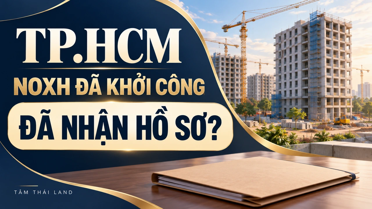 Minh họa AI công trình căn hộ chung và tập hồ sơ trống cho việc phân biệt khởi công với nhận hồ sơ NOXH TP.HCM