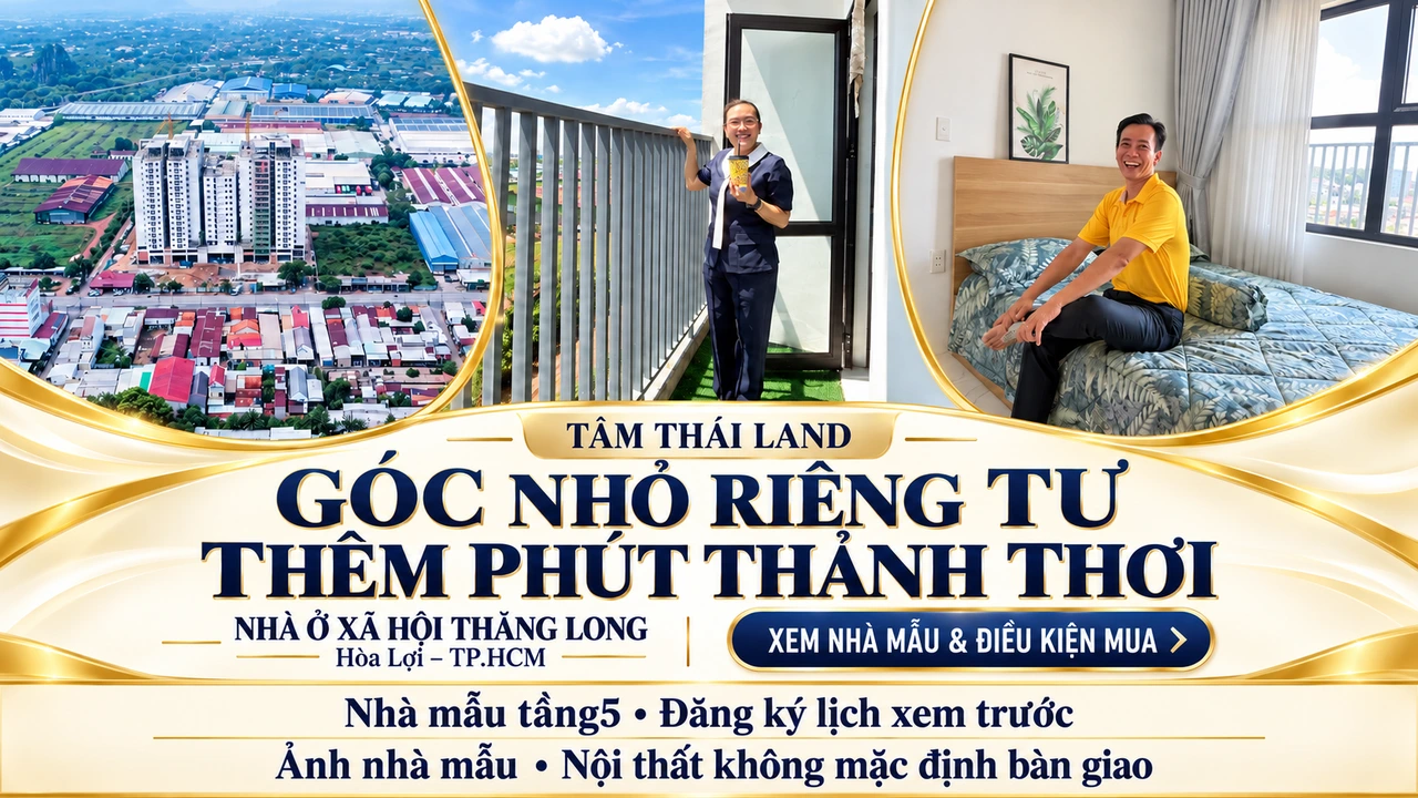 Toàn cảnh Thăng Long, người xem ban công và giường ngủ căn mẫu.